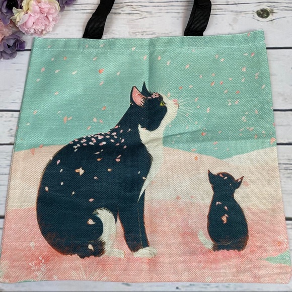 Eco-Friendly Cat & Kitten Folding Tote Bag - Picture 3 of 12